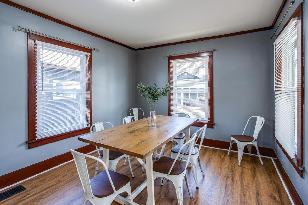 Spacious Home With In-Unit Laundry, Parking, 1Gb Wifi, & Patio Deck Rochester Exterior photo